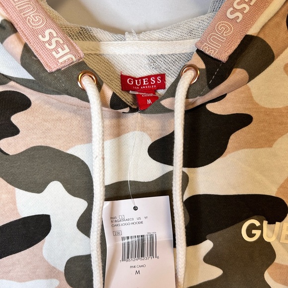 Guess Los Angeles crop top hoodie super cool, pink camo piece, Y2K, hip hop, rap - Picture 2 of 7